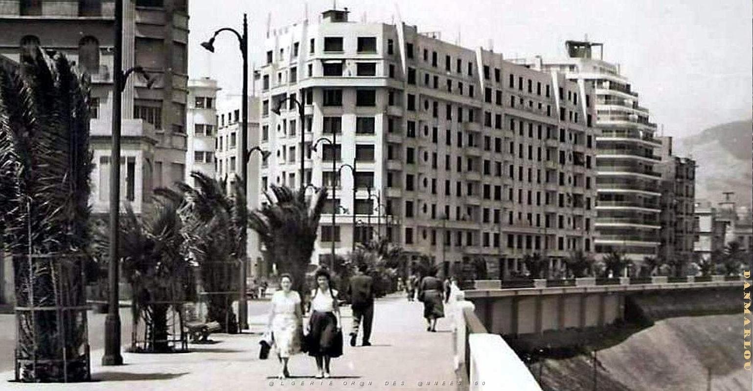 2552- Oran - Boulevard Front de Mer2.jpg